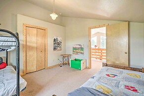 4 Acres & Mtn Views: Cabin w/ Deck in Florissant