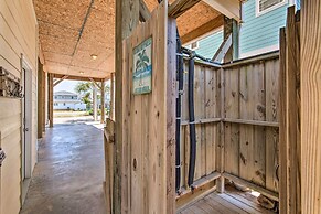 Surf City Escape w/ 6 Decks: Steps To Beach