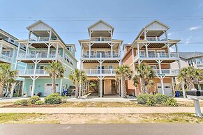 Surf City Escape w/ 6 Decks: Steps To Beach