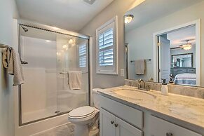 Surf City Escape w/ 6 Decks: Steps To Beach