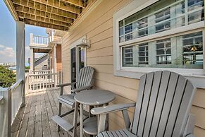 Surf City Escape w/ 6 Decks: Steps To Beach