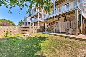 Surf City Escape w/ 6 Decks: Steps To Beach
