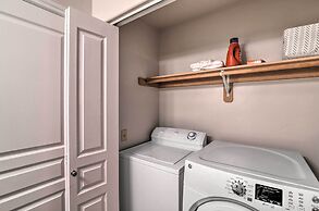 Cozy Anchorage Townhome < Half Mile to Jewel Lake!