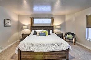 Cozy Anchorage Townhome < Half Mile to Jewel Lake!