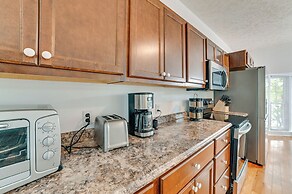 Lake Escape in Cadiz w/ Dock: Families Welcome!