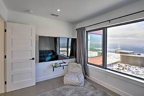 Modern Mountaintop Durango Ridge Retreat - Hot Tub