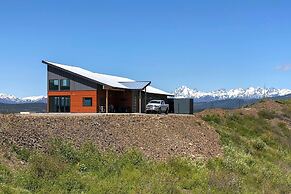 Modern Mountaintop Durango Ridge Retreat - Hot Tub