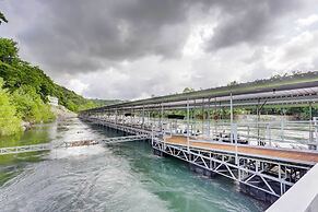 Family-friendly Branson Condo w/ Screened Porch!