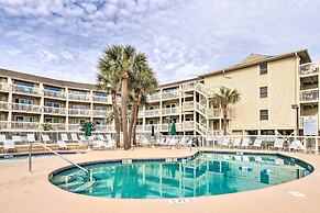 Walk to Bars & Shops: Resort Condo in Hilton Head!