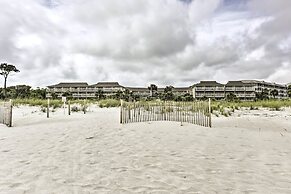 Walk to Bars & Shops: Resort Condo in Hilton Head!