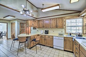 Mtn-view Home w/ Game Room - Near ATV Trails!