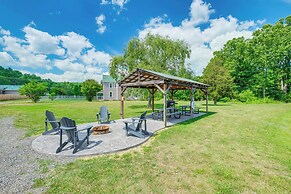 Spacious Virginia Retreat w/ Mountain Views