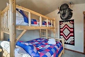 Winter Park Condo w/ Hot Tub & Mountain Views!