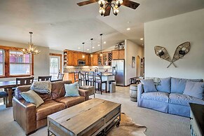 Winter Park Condo w/ Hot Tub & Mountain Views!