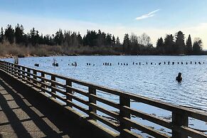 2 Mi to St Edward State Park: Ground-level Studio