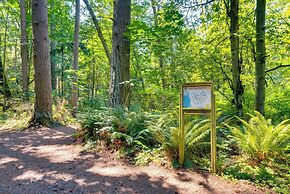 2 Mi to St Edward State Park: Ground-level Studio