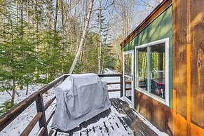 Rustic Searsport Cabin: Loft + Sunroom on 10 Acres