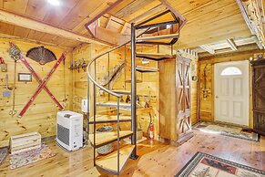 Rustic Searsport Cabin: Loft + Sunroom on 10 Acres