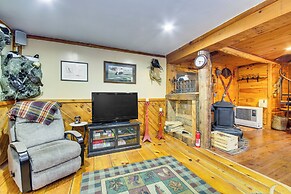 Rustic Searsport Cabin: Loft + Sunroom on 10 Acres