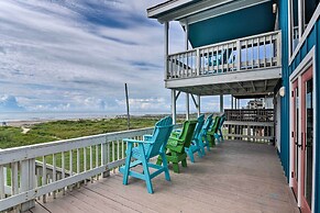 Oceanfront Surfside Beach Home: Deck + Grill!