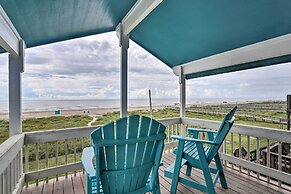 Oceanfront Surfside Beach Home: Deck + Grill!