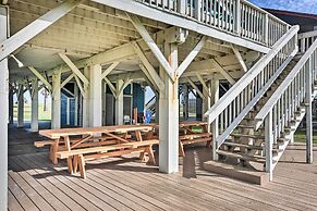 Oceanfront Surfside Beach Home: Deck + Grill!