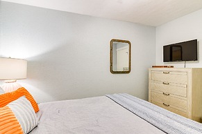 Oceanfront Surfside Beach Home: Deck + Grill!