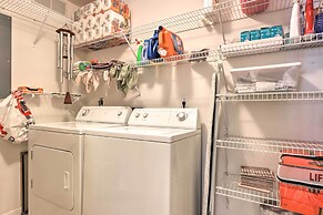 Lake Ozark Waterfront Condo w/ Access to 2 Pools