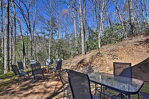 Smoky Mountain Cabin: 4 Acres, 3 Mi to Gatlinburg