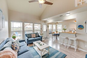 Waterfront Mustang Island Condo w/ Dock!