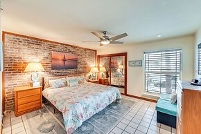 Waterfront Mustang Island Condo w/ Dock!