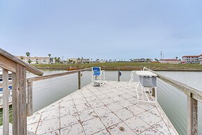 Waterfront Mustang Island Condo w/ Dock!