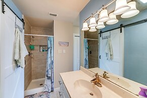 Waterfront Mustang Island Condo w/ Dock!