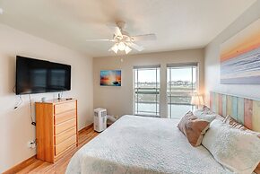Waterfront Mustang Island Condo w/ Dock!