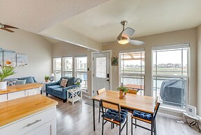 Waterfront Mustang Island Condo w/ Dock!