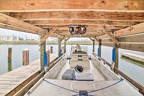 Waterfront Mustang Island Condo w/ Dock!