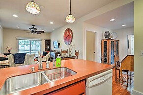 Northwest Michigan Duplex: 1/2 Mi to Lake Michigan