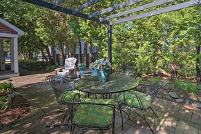 Northwest Michigan Duplex: 1/2 Mi to Lake Michigan