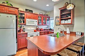 Northwest Michigan Duplex: 1/2 Mi to Lake Michigan