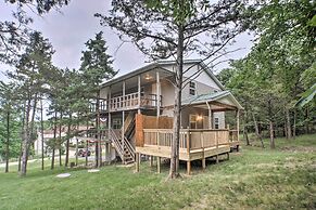 Lakeside Blue Eye Escape w/ Game Room & Hot Tub!