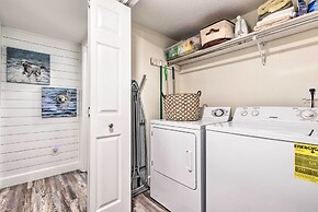 Bright & Breezy Condo - Walk to Orange Beach!