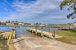 Bright & Breezy Condo - Walk to Orange Beach!