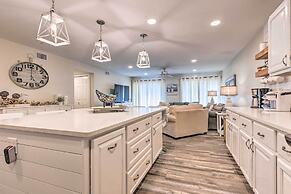 Bright & Breezy Condo - Walk to Orange Beach!