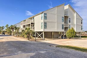 Bright & Breezy Condo - Walk to Orange Beach!