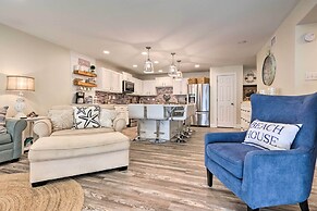 Bright & Breezy Condo - Walk to Orange Beach!