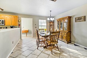 9 Mi to Belton Lake: Home w/ Fire Pit & Patio