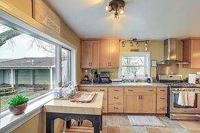 Central & Private Milan Home ~ 10 Mi to Sandusky!