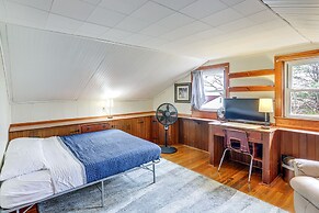 Central & Private Milan Home ~ 10 Mi to Sandusky!