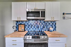 Lake Granbury Getaway ~ 1 Block to Waterfront