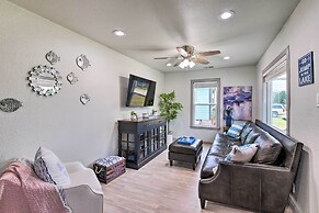 Lake Granbury Getaway ~ 1 Block to Waterfront